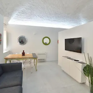  Apartamento Eleganza Del Riccio Italia